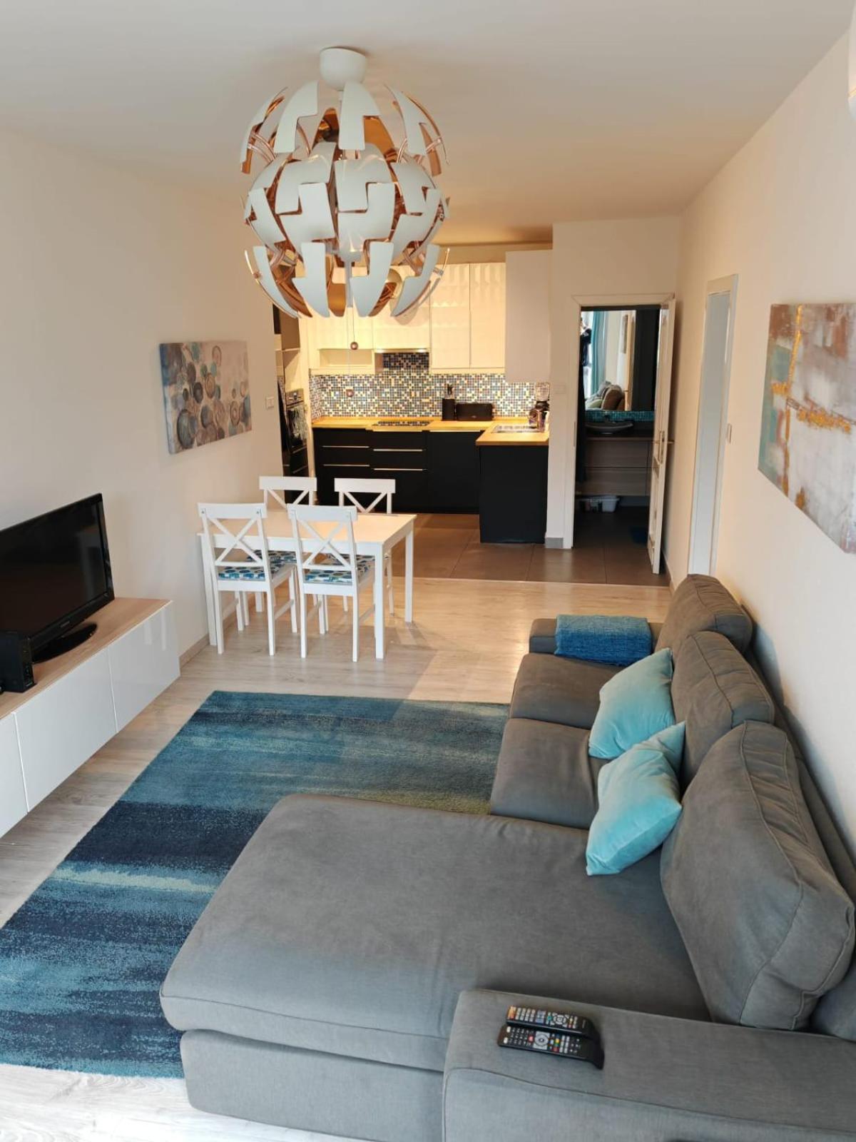 Skylark Cozy Bigger Apartment Budapest Exteriör bild